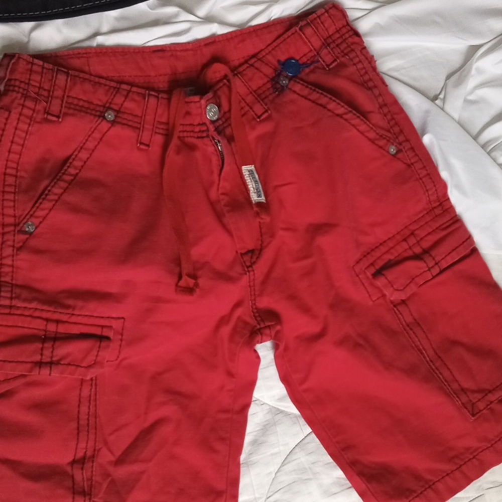 Red true religion shorts,  sz 33